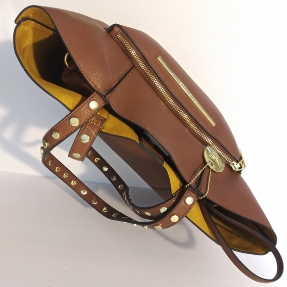 NWT STEVE MADDEN TOTE SHOULDER BAG & POUCH CLUTCH - Picture 5 of 8